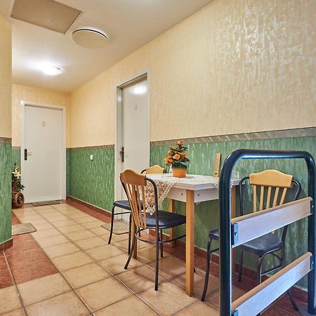 Ada Apartmanhaz Hajdúszoboszló المظهر الخارجي الصورة